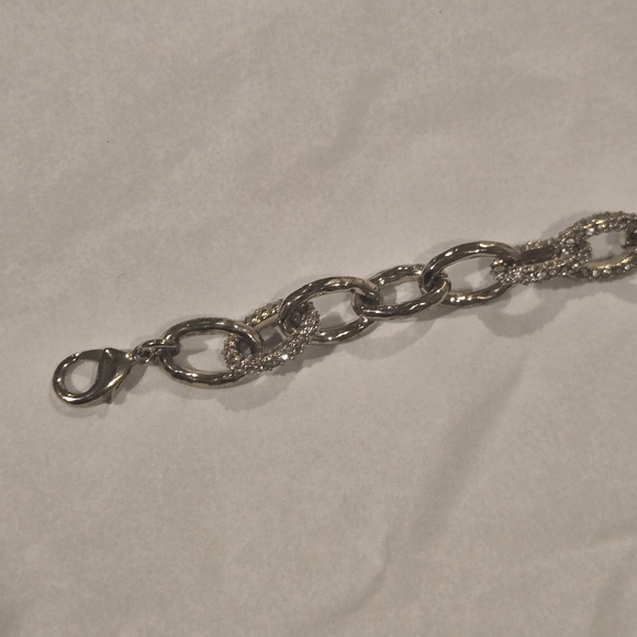 Stella & Dot gold-toned rhinestone chain link bracelet - Picture 3 of 15